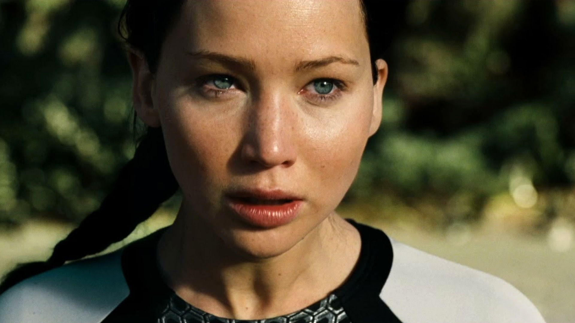 The Hunger Games: Catching Fire' Review: New Director Sparks Sequel