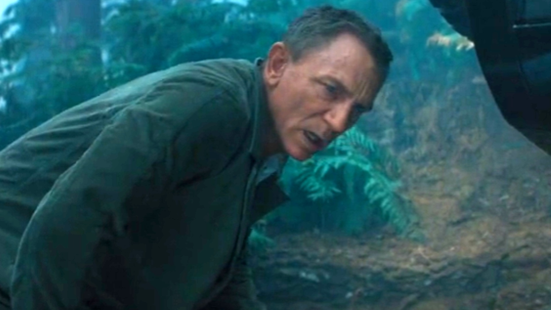 James Bond 007 Trailers & Videos Rotten Tomatoes